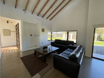 LO OROZCO / PARCELA EN CONDOMINIO + CASA 300 M2 / 5 DORM