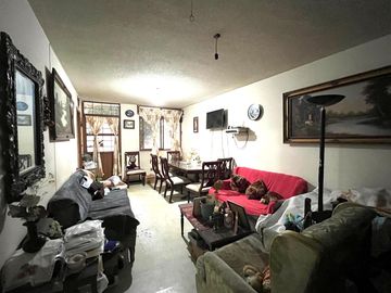 Fracc. Kennedy CASA en VENTA puede usarse como casa o bien como taller, fábrica, almacén, etc.