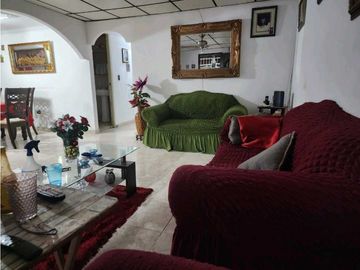 ALQUILO Y VENDO CASA EN ARRAIJAN VACAMONTE 4R