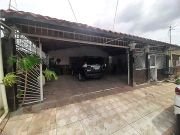 ALQUILO Y VENDO CASA EN ARRAIJAN VACAMONTE 4R