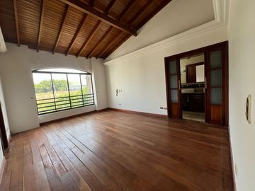 Casa Renta Pinares Pereira