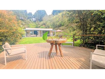 Finca con rea de 15.794 mts² Para La Venta En El Retiro
