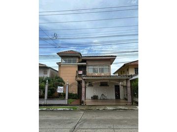 SE VENDE CASA EN CONDADO DEL REY 325M2