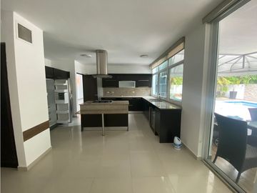 Alquilo o Vendo casa en Ph Costa Esmeralda - Costa  Sur