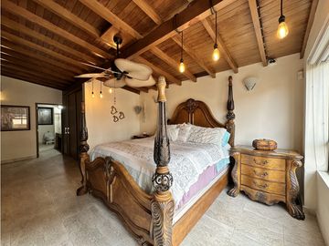 HERMOSO PENTHOUSE EN LAURELES MEDELLIN