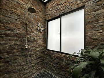 HERMOSO PENTHOUSE EN LAURELES MEDELLIN