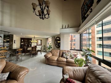 HERMOSO PENTHOUSE EN LAURELES MEDELLIN