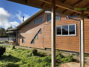 Local Comercial en Venta en Salto Chico
