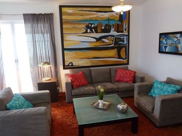 HERMOSA CASA UNA PLANTA EN CAMINO REAL Y ZAVALETA