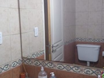 CASA EN PLENO CENTRO DE MUÃIZ, MUY BUEN ESTADO