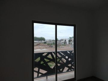 CASA EN VENTA FRACCIONAMIENTO RINCÓN SAN JOSÉ