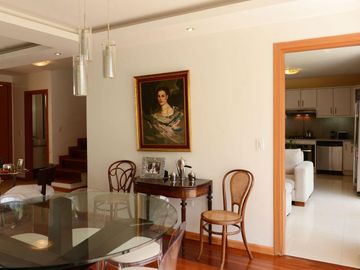 VENDO CASA 3 DORMITORIOS - NO ADOSADA - TUMBACO - INTERVALLES