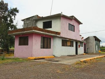 NAVE AGRÍCOLA EN VENTA EN LA ZONA DE ZACAPU, MICHOACÁN.