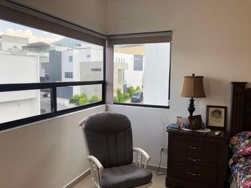 CASA EN VENTA EN COL. CUMBRES ELITE 8 SECTOR EN MONTERREY