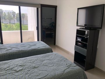 CASA EN VENTA EN COL. CUMBRES ELITE 8 SECTOR EN MONTERREY