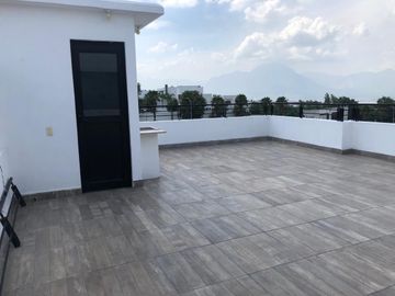 CASA EN VENTA EN COL. CUMBRES ELITE 8 SECTOR EN MONTERREY