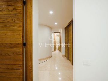 RESIDENCIA EN VENTA EN RESERVA REAL, ZONA REAL, ZAPOPAN
