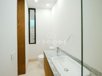 RESIDENCIA EN VENTA EN RESERVA REAL, ZONA REAL, ZAPOPAN