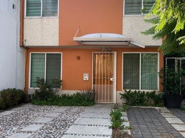 CASA EN CONDOMINIO EN VENTA  SANTA CECILIA COYOACAN