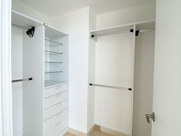 PENTHOUSE EN VENTA DE TRES HABITACIONES EN ALTABRISA MÉRIDA