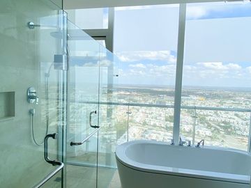 PENTHOUSE EN VENTA DE TRES HABITACIONES EN ALTABRISA MÉRIDA