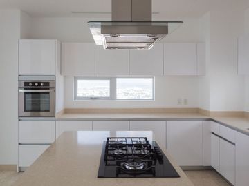 PENTHOUSE EN VENTA DE TRES HABITACIONES EN ALTABRISA MÉRIDA