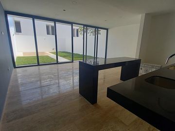 Casa en venta tipo TH con amenidades en Conkal, al norte de Mérida