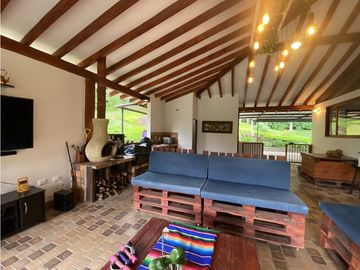 CASA CAMPESTRE EN PARCELA, OJO DE AGUA SMG