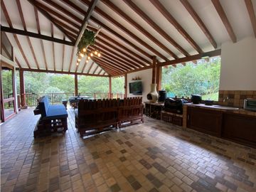 CASA CAMPESTRE EN PARCELA, OJO DE AGUA SMG