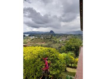 vendo casa finca el Peñol sector el morro FR