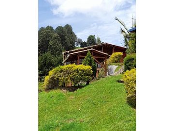 vendo casa finca el Peñol sector el morro FR
