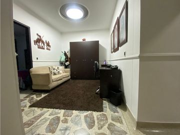 VENTA DE APARTAMENTO DÚPLEX EN EL BARRIO LAURELES DE MEDELLN