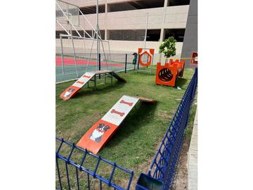 SE VENDE APARTAMENTO ROSALES