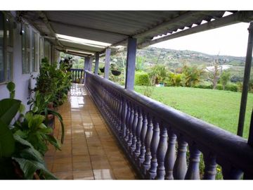 Finca para venta en el carmen K 30 borrero ayerbe 19.700 metros ²