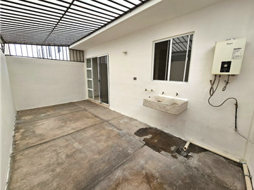CASA EN VENTA EN VALLE DE SANTIAGO QUERETARO GAA