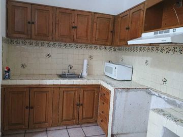 BUNGALOW EN RENTA EN  FRACCIONAMIENTO LOMAS TETELA