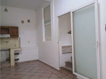 BUNGALOW EN RENTA EN  FRACCIONAMIENTO LOMAS TETELA