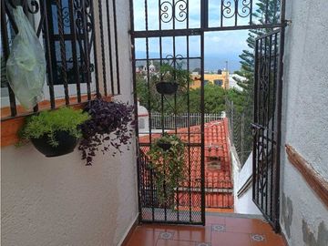 BUNGALOW EN RENTA EN  FRACCIONAMIENTO LOMAS TETELA