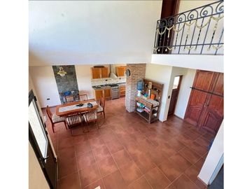 SE VENDE CASA EN LOMAS DEL REY ( MAYU SUMAJ )