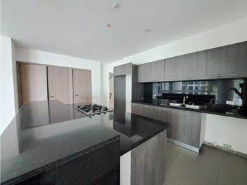 VENTA APARTAMENTO 231 M2 YACHTCLUB NEGOCIABLE AVENIDA BALBOA  MC