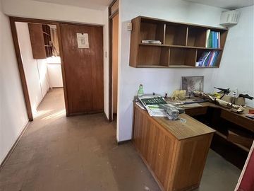 Oficina en Venta en Santa Rosa 8171