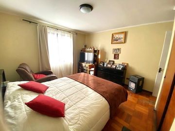 Casa en Venta en Lynch Sur / Dragones de La Reina