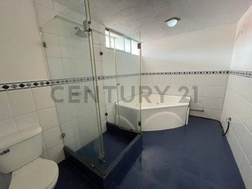 CASA EN VENTA CONJUNTO PRIVADO EN CARCELEN