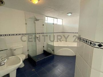 CASA EN VENTA CONJUNTO PRIVADO EN CARCELEN