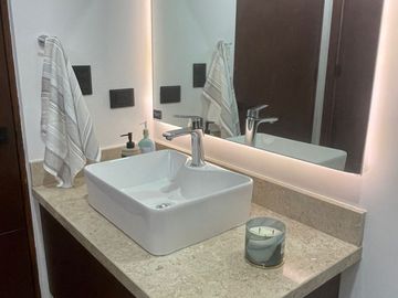 Casa en venta tipo TH con equipamiento y amenidades en Cholul