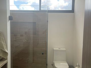 Casa en venta tipo TH con equipamiento y amenidades en Cholul