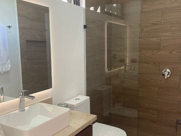 Casa en venta tipo TH con equipamiento y amenidades en Cholul