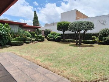 CASA EN VENTA EN RESIDENCIAL EN COLONIA CIPRES TOLUCA