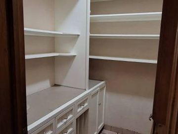 CASA EN VENTA EN RESIDENCIAL EN COLONIA CIPRES TOLUCA