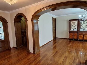 CASA EN VENTA EN RESIDENCIAL EN COLONIA CIPRES TOLUCA